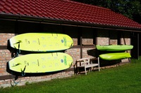 Pensjonat " TRAPER"  nad jeziorem  Kołczewo . Wyspa WOLIN